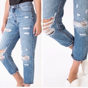 New! KanCans Mom jeans distressed ankle cropped